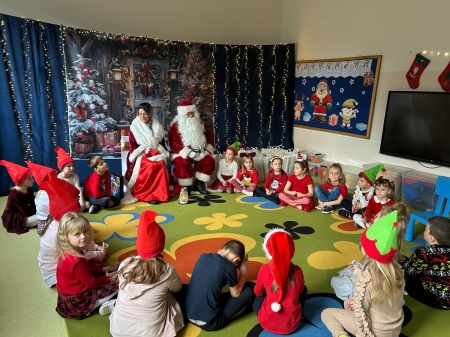 SPOTKANIE PRZEDSZKOLAKÓW Z MIKOŁAJEM